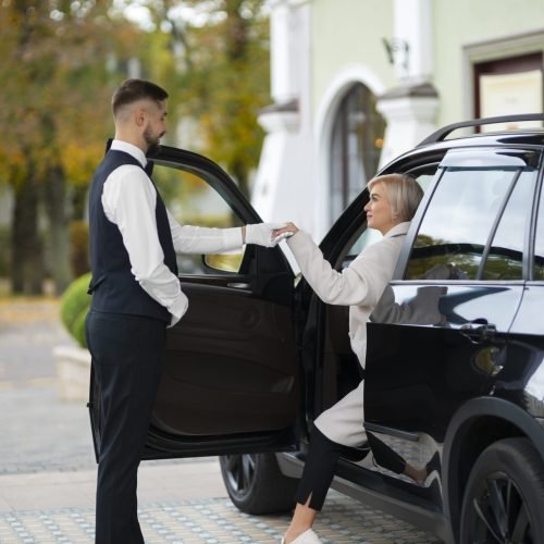 Private chauffeur hire